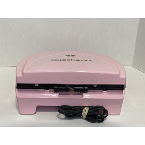 Babycakes Full Size Cupcake Maker 8 Cupcakes Non-Stick Baker Pink CC-2828 - Picture 7 of 11